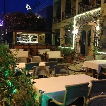 River Hotel 3*