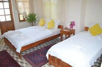 River Hotel